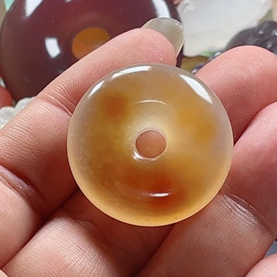 玛瑙/玉髓颈饰未镶嵌小***?