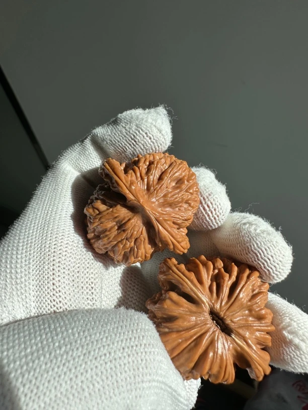 精选文玩核桃四座楼无修