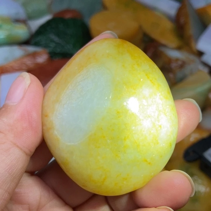 翡翠未镶嵌颈饰缅甸翡翠