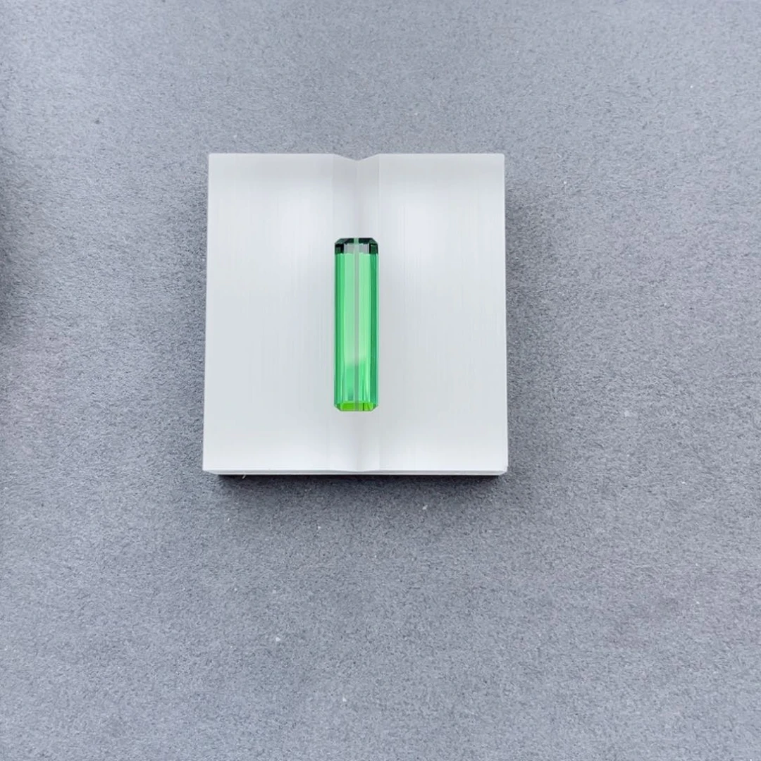 碧玺珠宝半成品未镶嵌天然全净无瑕5.81CT