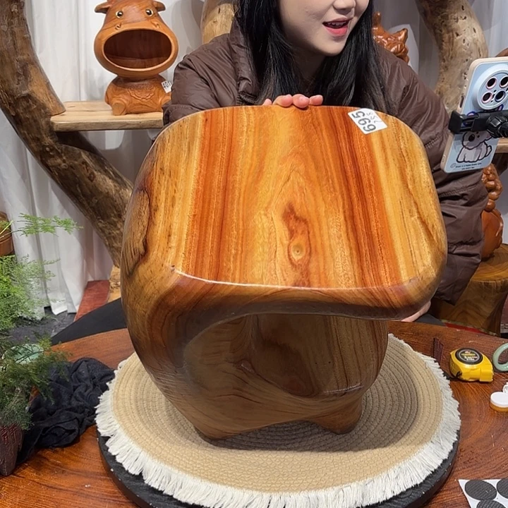 香樟木香樟木根雕凳子一物一拍编号695长30宽28高35