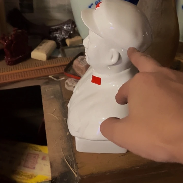 陶瓷爷爷像半身摆件