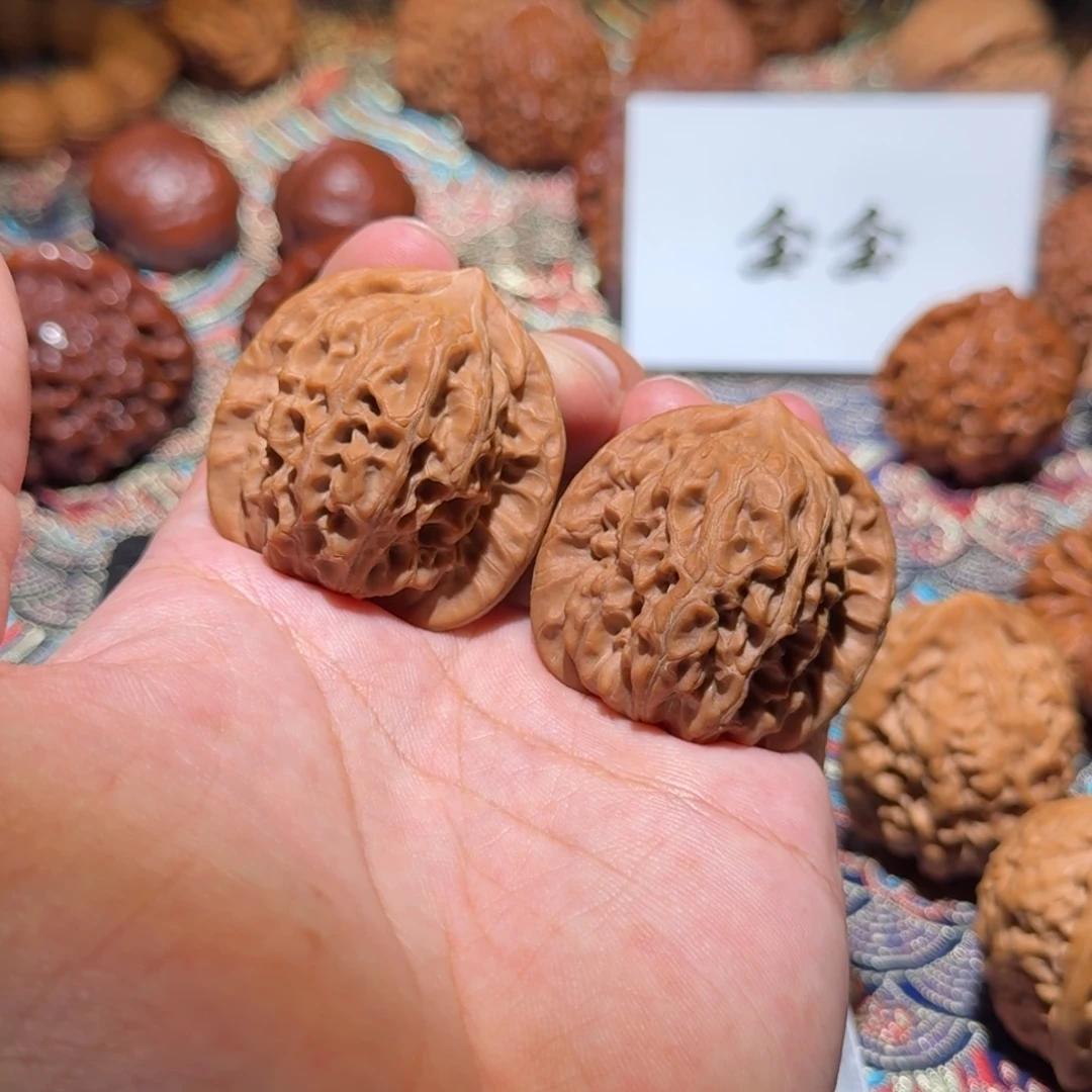 把件核桃1314白蛇谷，尺寸39 36 38