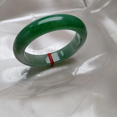 翡翠未镶嵌手镯A货翡翠支持复检