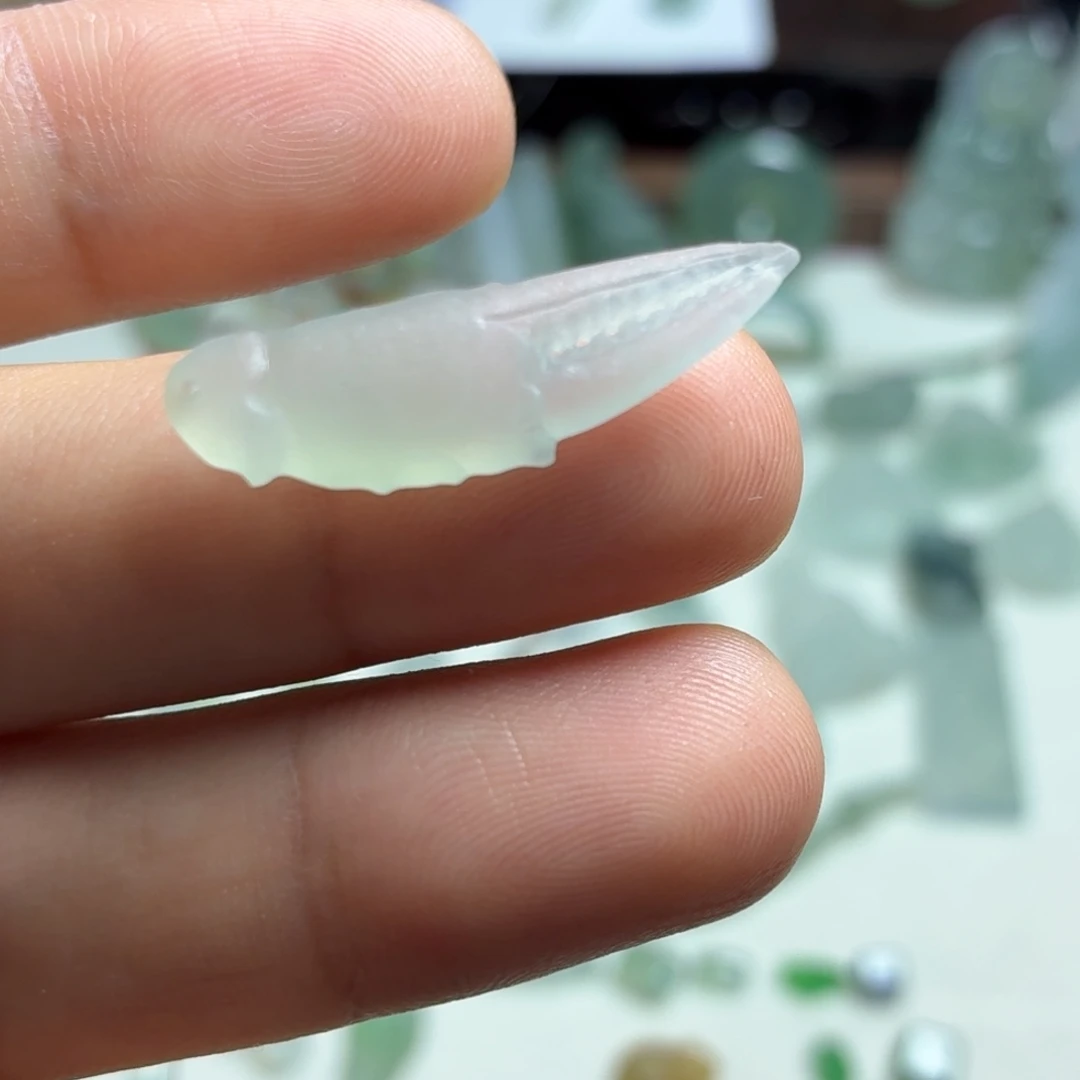 定制翡翠未镶嵌蟹钳