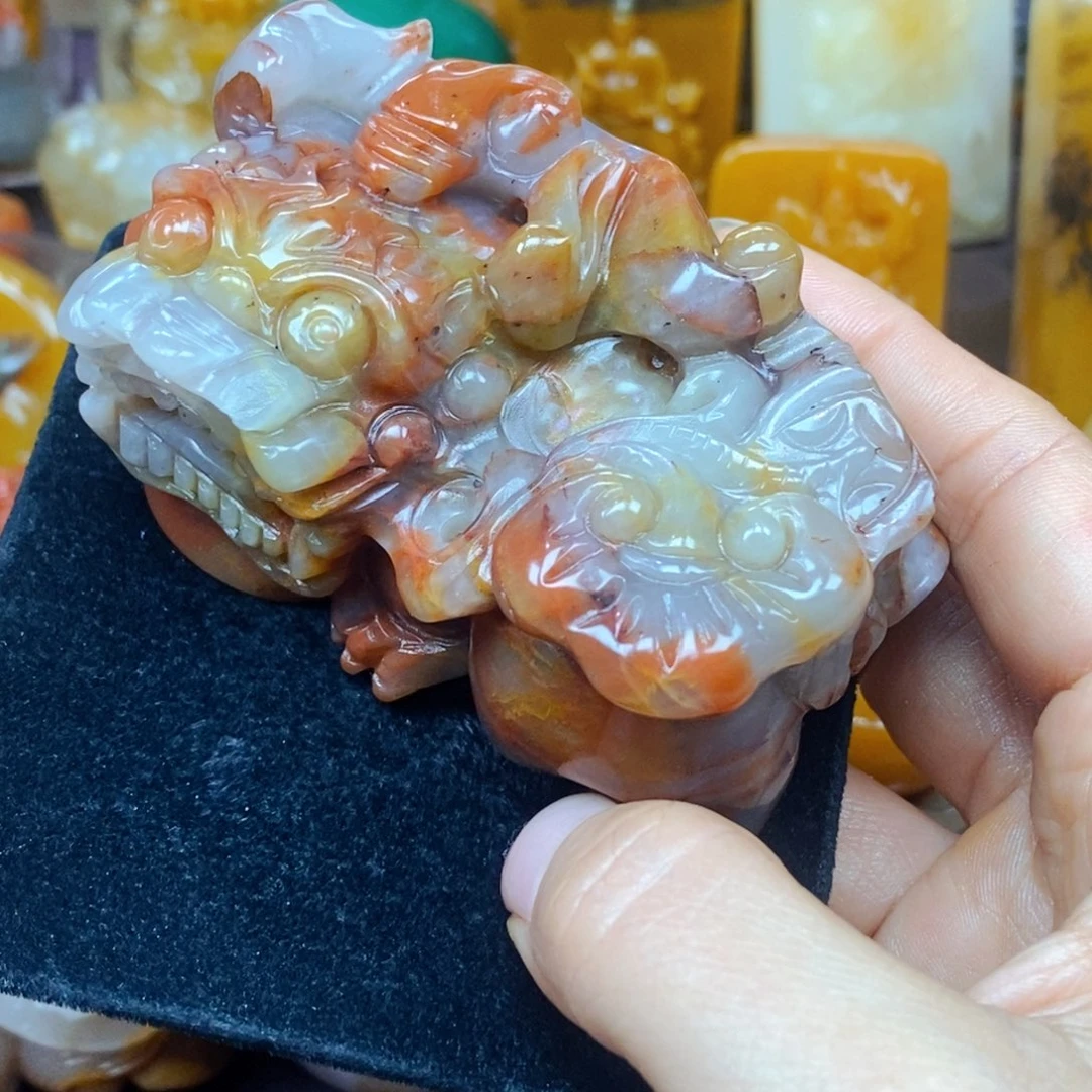 未镶嵌石英质玉（黄龙玉）吊坠(不含链)