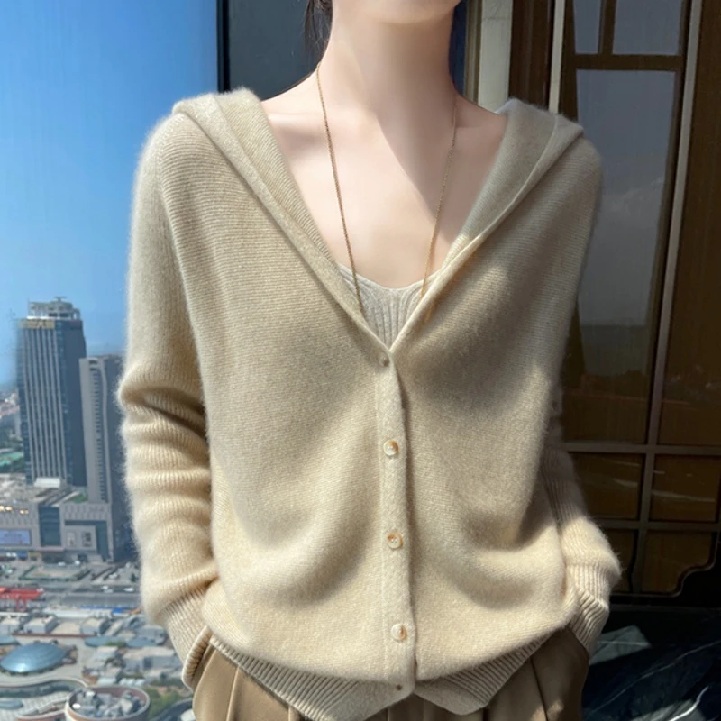 羊范春季新款连帽纯色山羊绒开衫女士显瘦百搭简约休闲单排扣帽衫