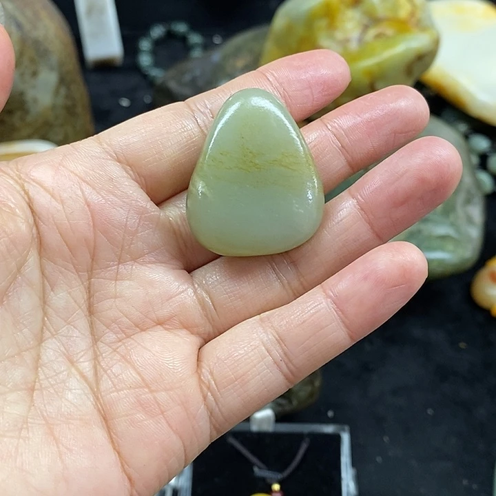 和田玉（糖玉）未镶嵌挂件
