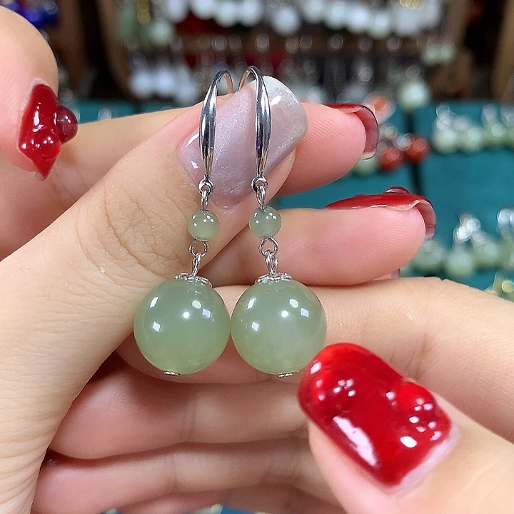 和田玉银S925镶嵌耳饰天然卡12mm左右冰晴水