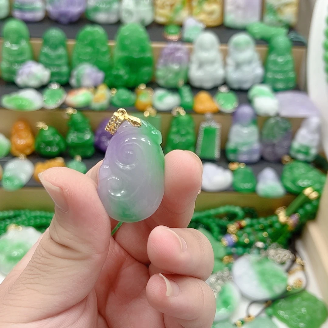 吊坠(赠链)银S925镶嵌翡翠