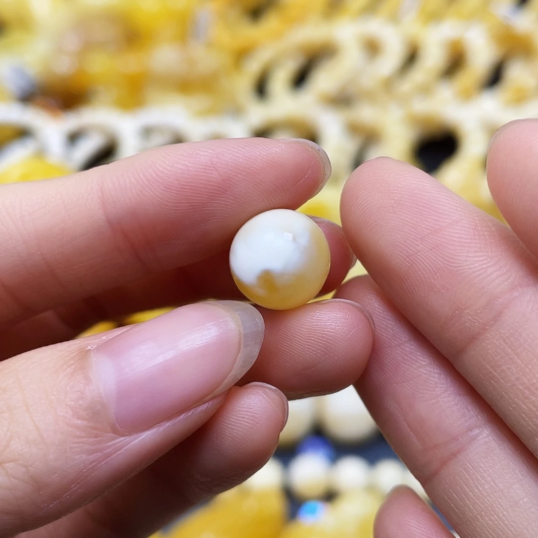 未镶嵌蜜蜡裸石圆珠11.2mm