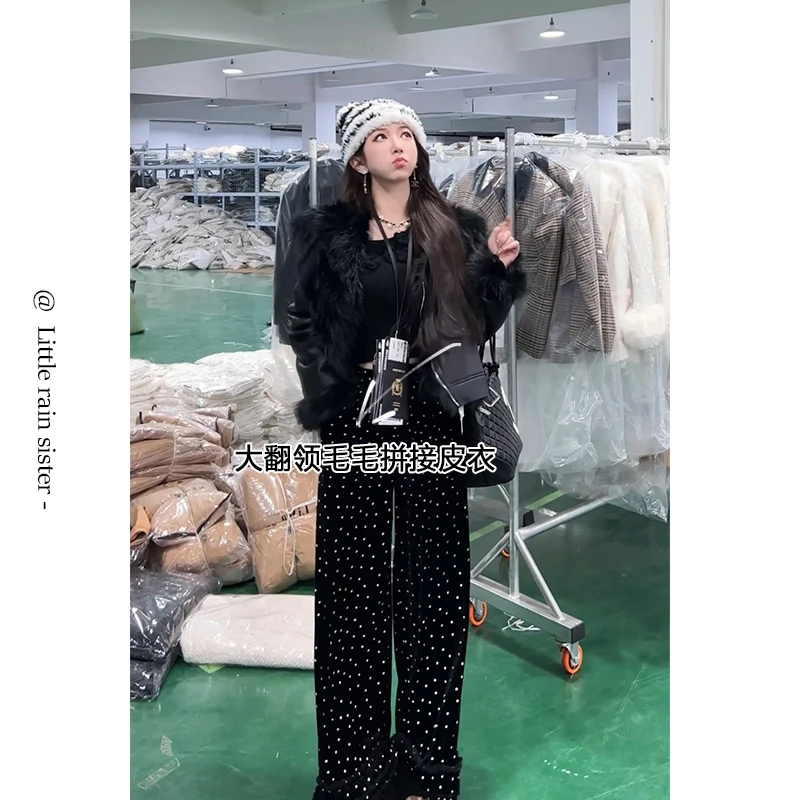 小雨姐姐【卡布奇诺】复古设计感大翻领毛毛拼接保暖机车风皮外套