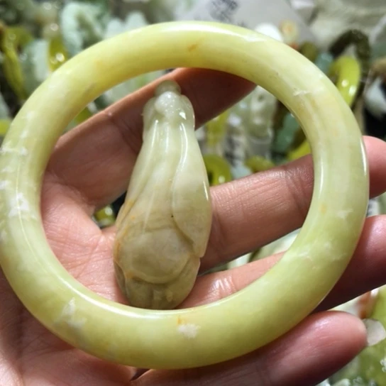 岫玉未镶嵌手镯59.60