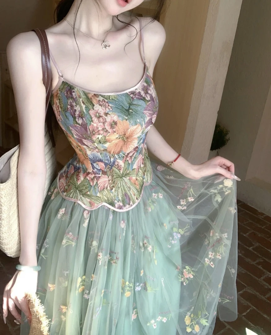 【绿野仙踪】 复古油画感提花塑身吊带上衣套装