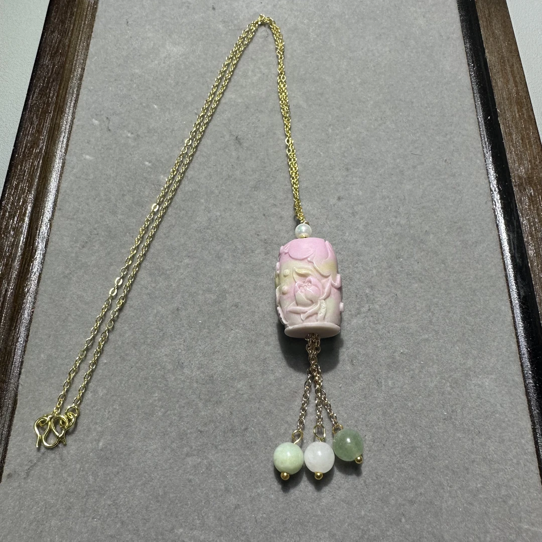 非金属珐琅项链 粉紫色雕刻吊坠项链B179