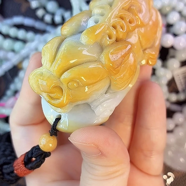 翡翠未镶嵌挂件982456
