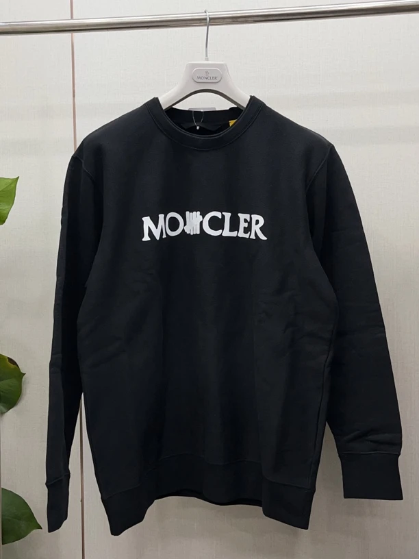 未使用 MONCLER 盟可睐蒙口男士设计师款宽松版型圆领套头卫衣