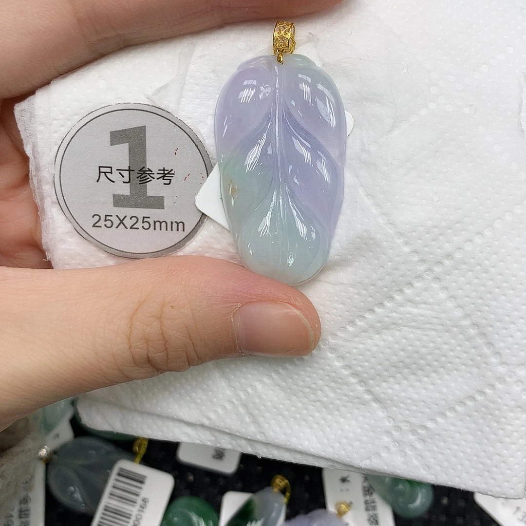 翡翠18K金镶嵌颈饰12346788999