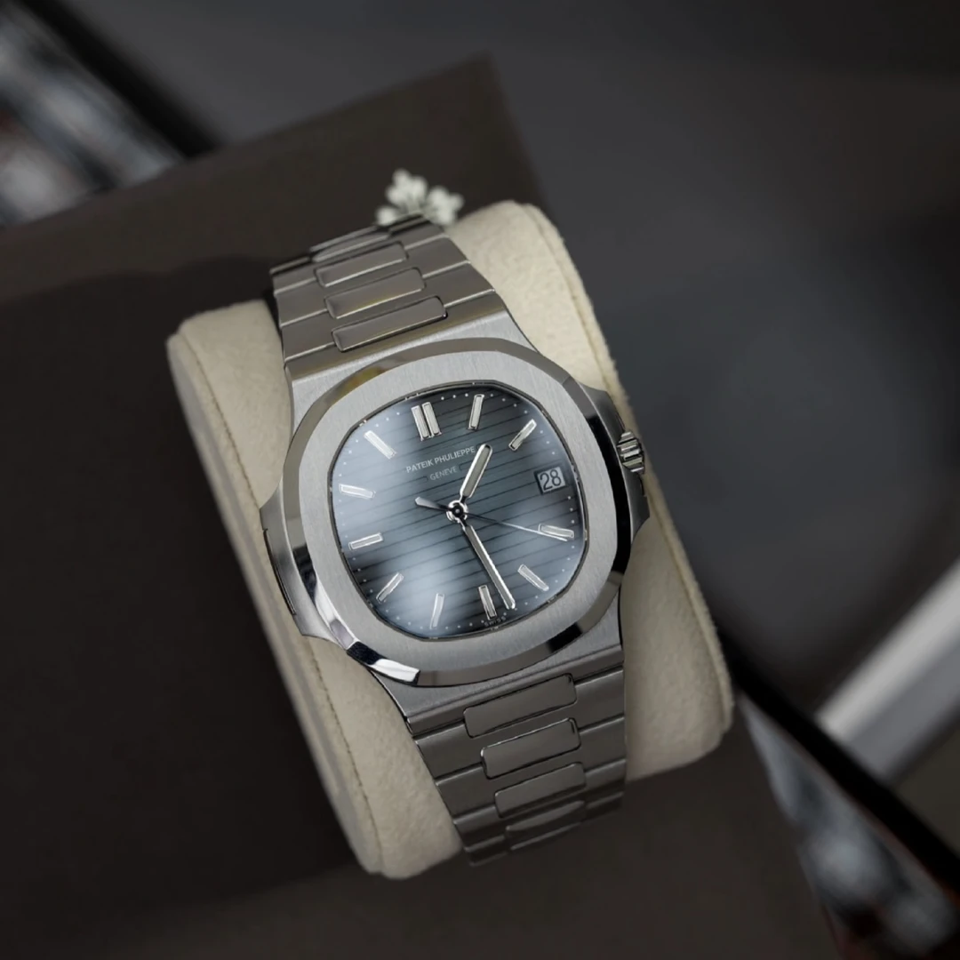 全新/ 5711-1R/铂金色/全自动机械表【视频专属】