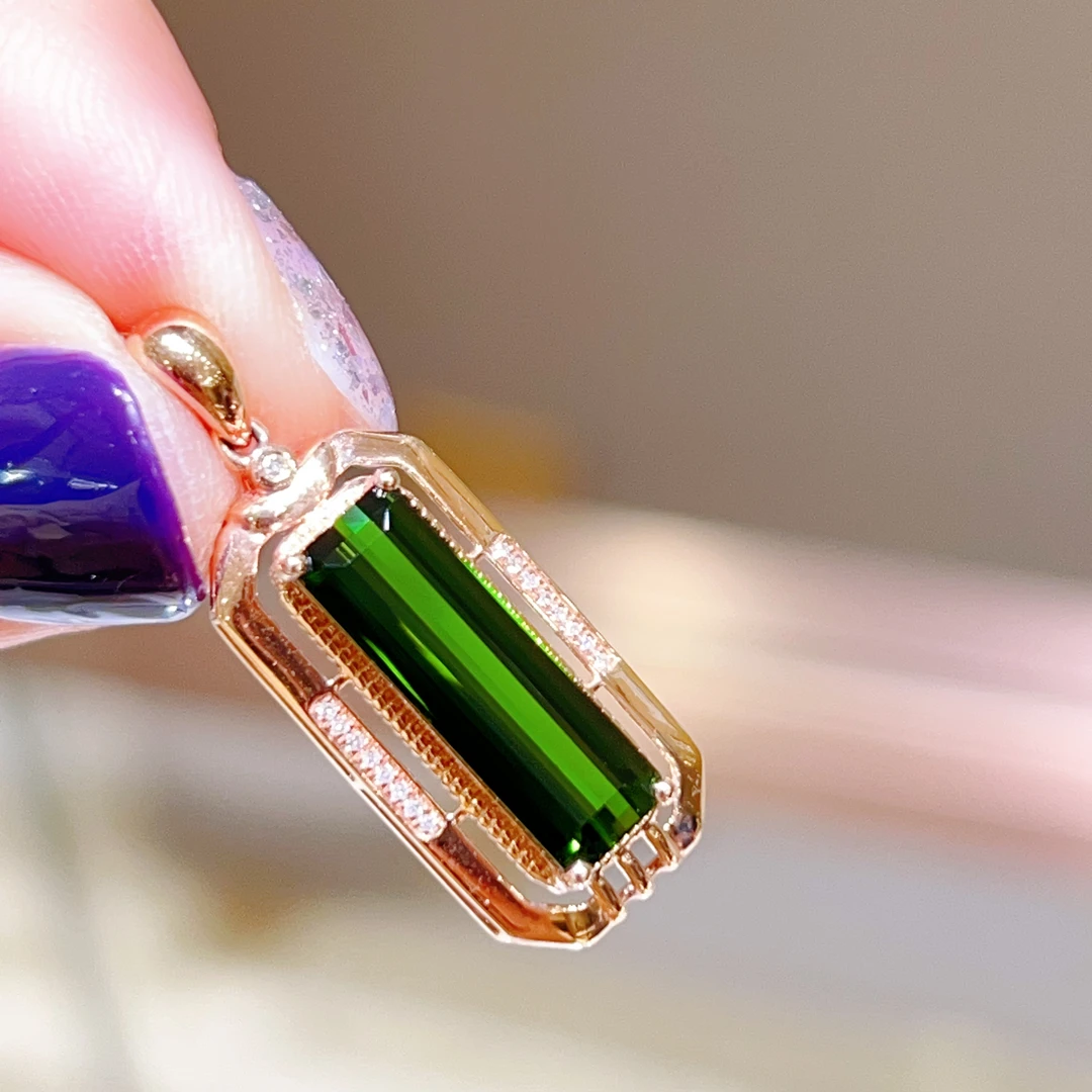 3.13ct 18k玫瑰金碧玺吊坠 2880