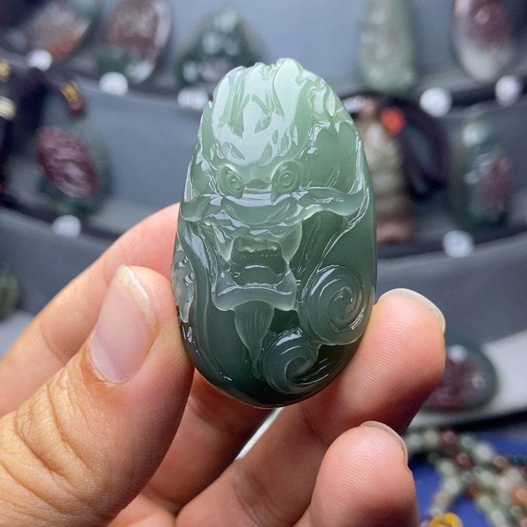 揉***艺玛瑙/玉髓未镶嵌颈饰