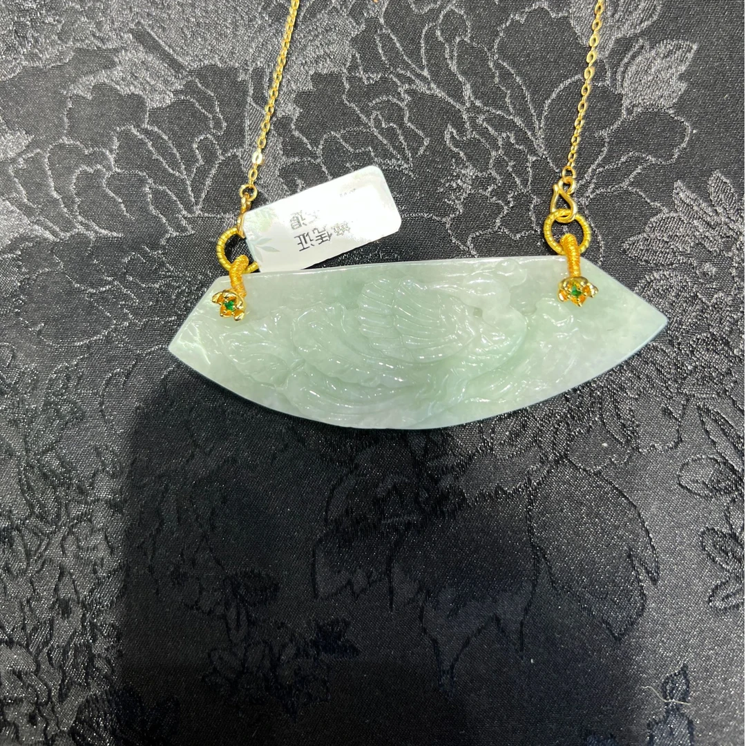 天然缅甸A货翡翠吊坠编号30