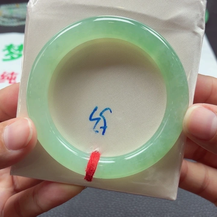 翡翠未镶嵌手镯天然缅甸A货翡翠