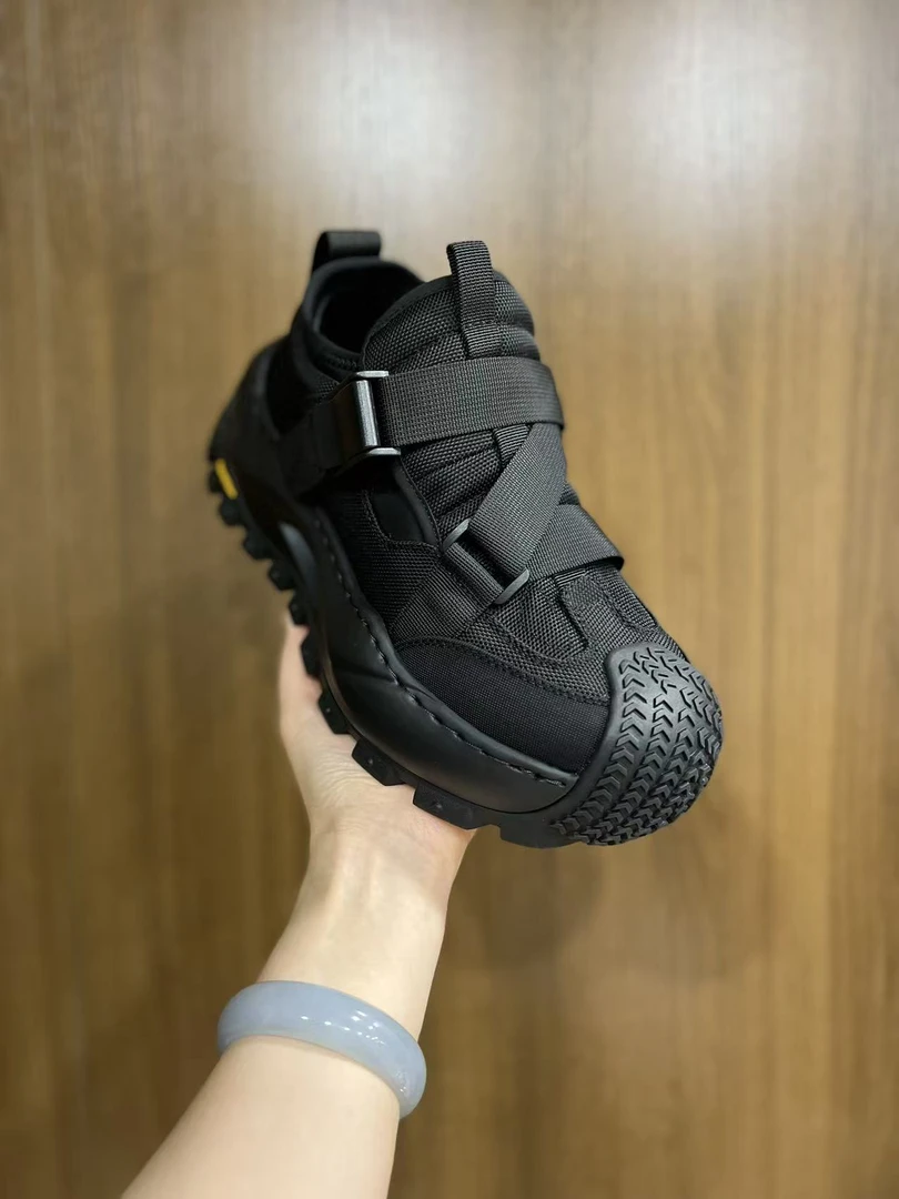 厚底低帮休闲时尚休闲鞋运动鞋休闲风户外透气秋男款