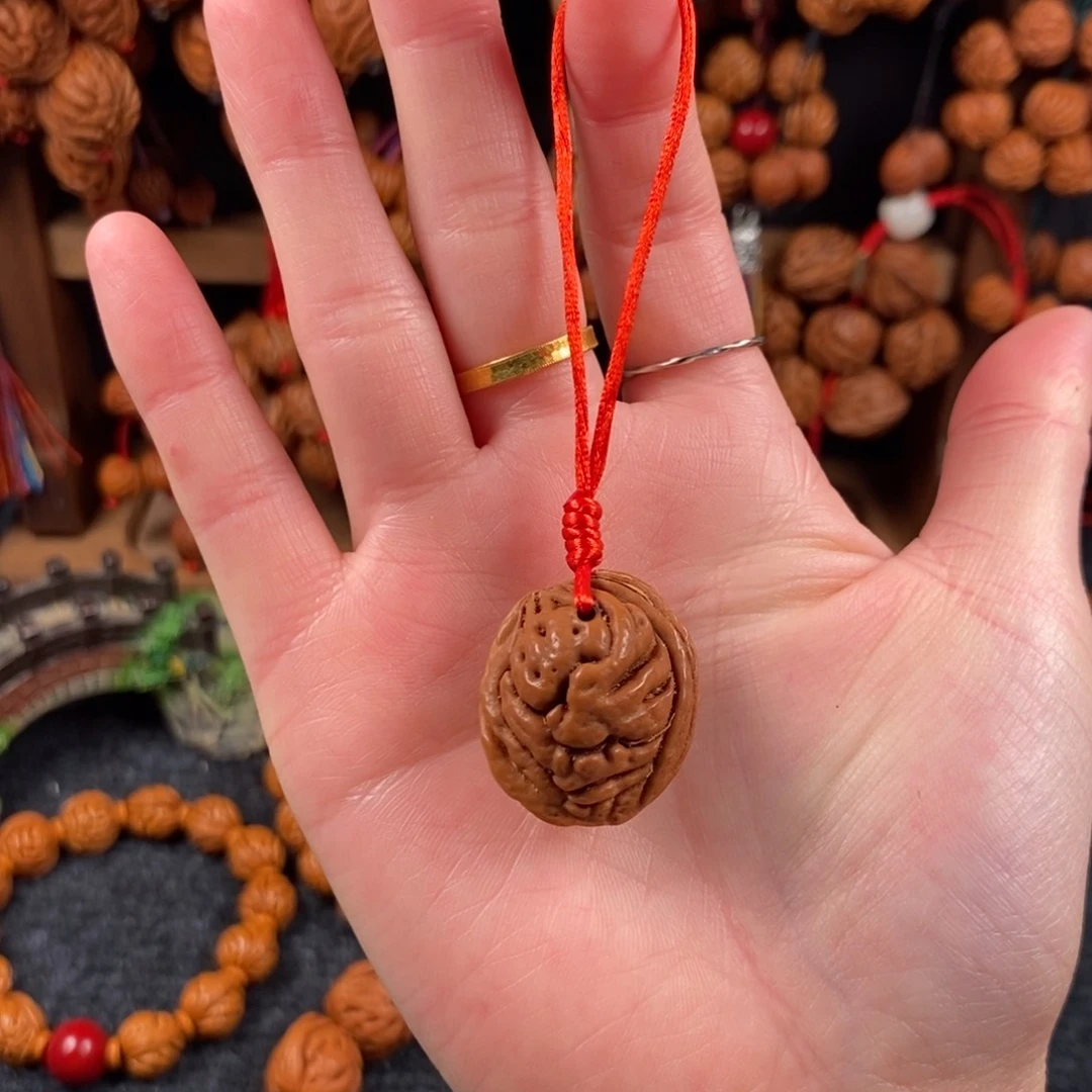 吊坠桃核桃枭手串