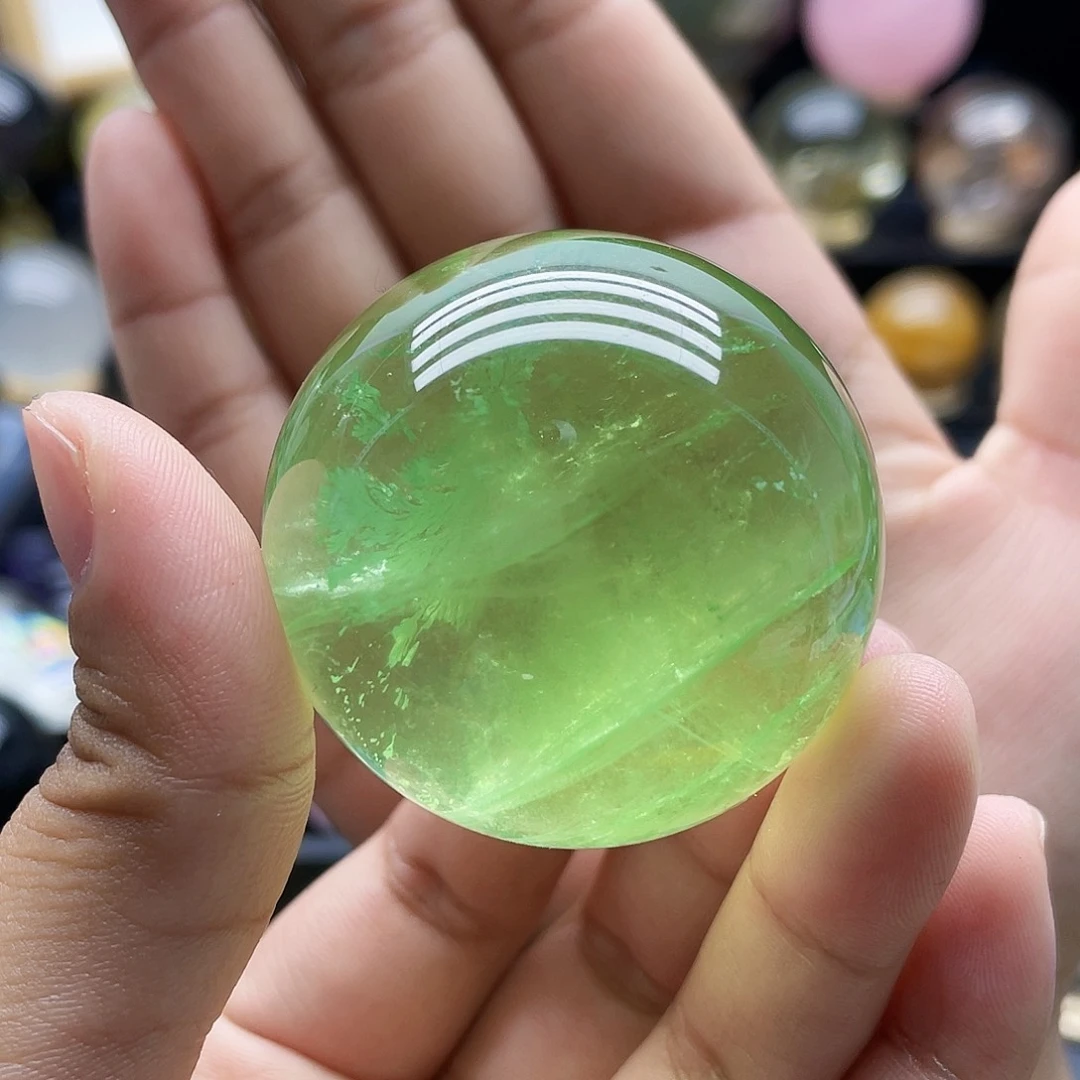 果***下未镶嵌水晶珠宝半成品