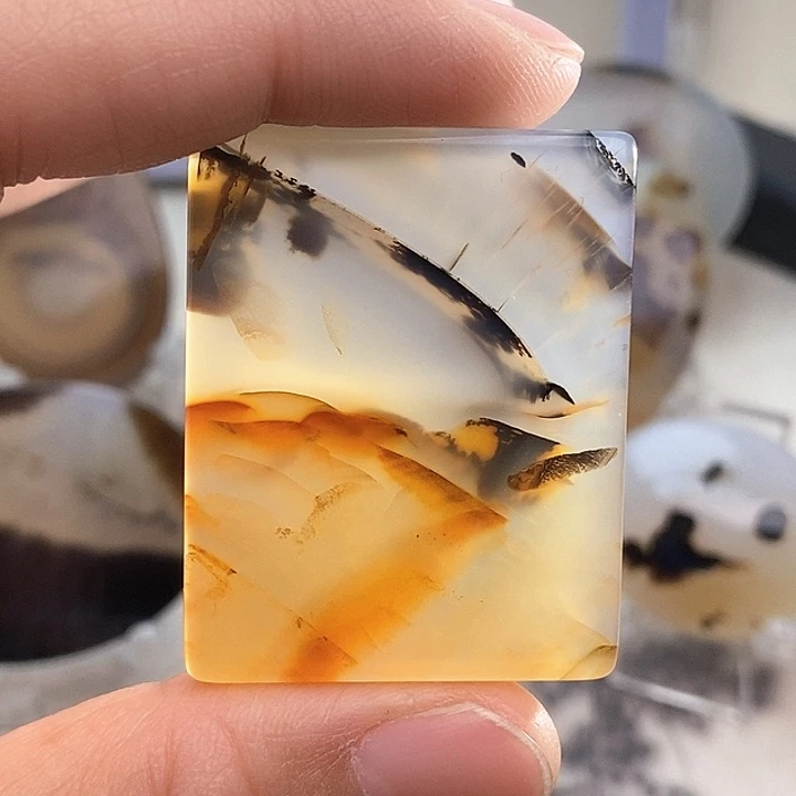 玛瑙/玉髓颈饰未镶嵌