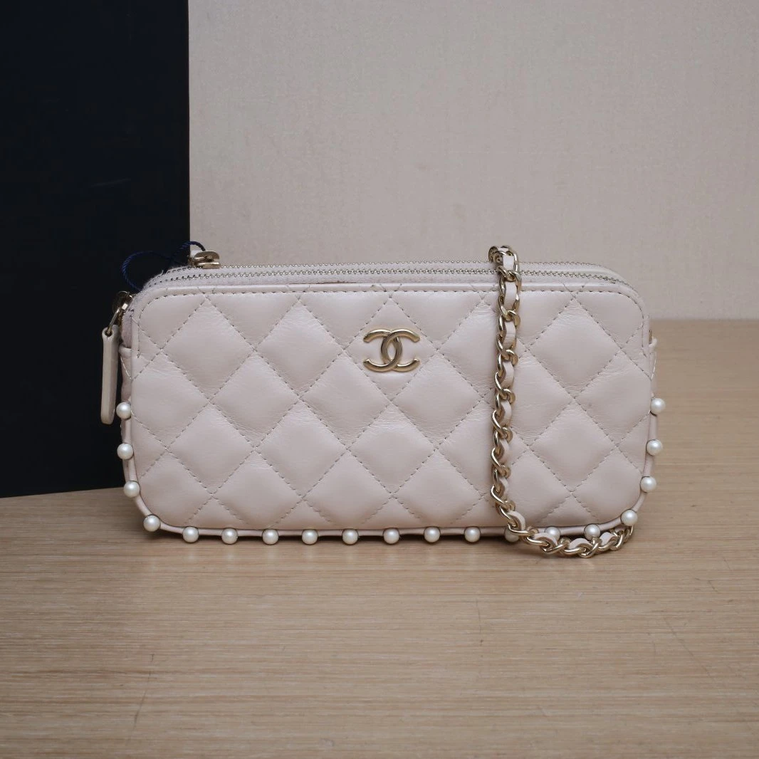 95新 Chanel/香奈儿 【娇活动】米白色皮革C29开双层相机包582721