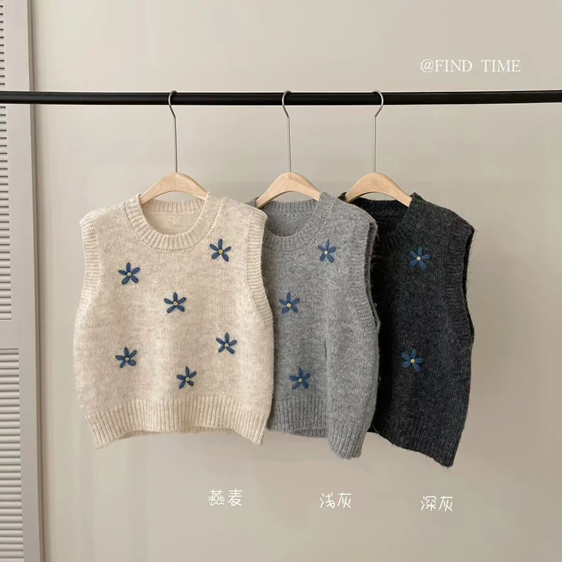秋季圆领马夹慵懒风针织马甲背心韩版刺绣简约风设计感冬季