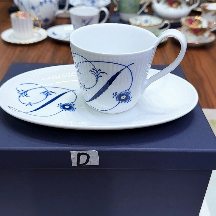 瓷片杯子杯子杯杯子杯子水杯茶杯