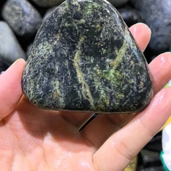 彩***桥木藏玉药王石原石一个