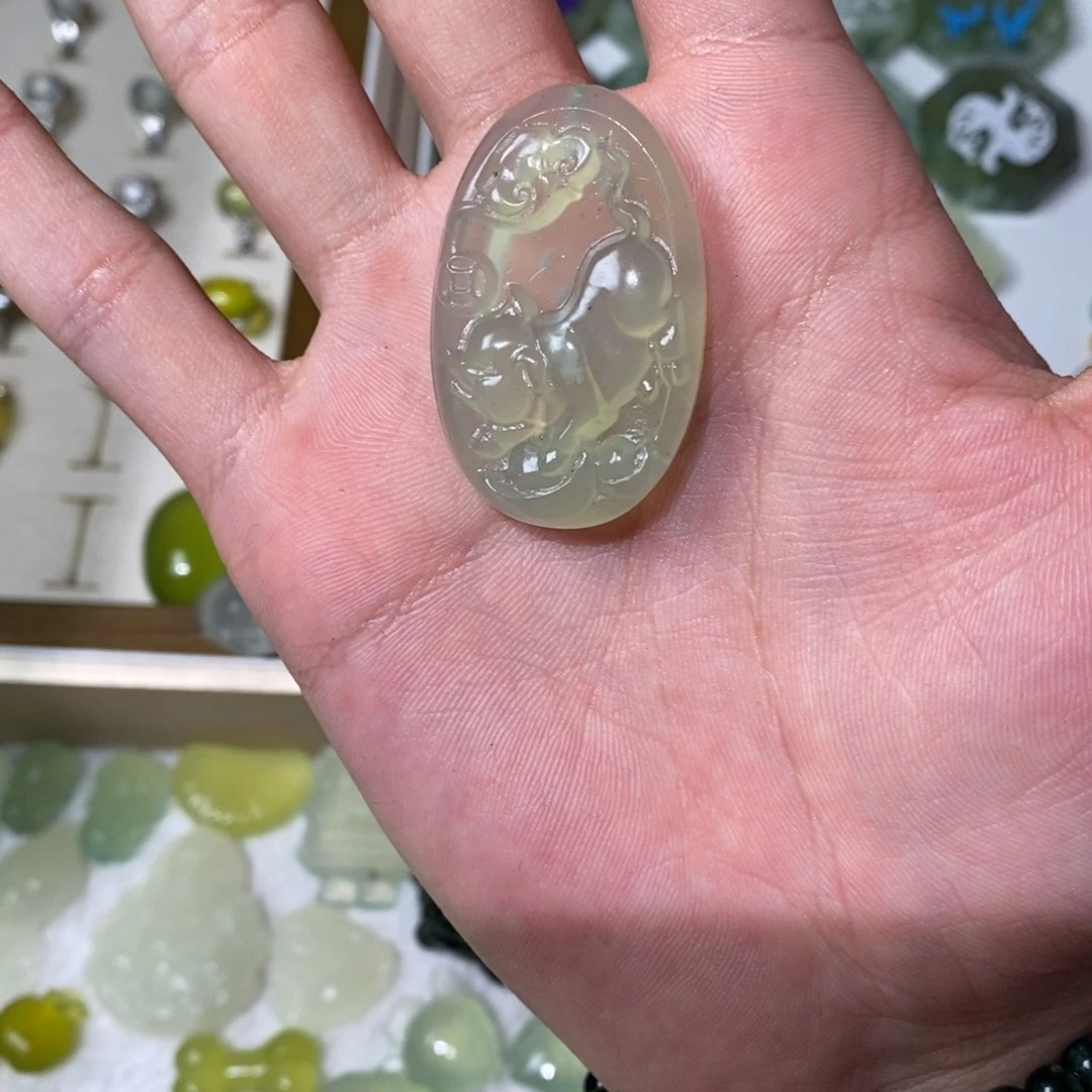 岫玉未镶嵌吊坠(不含链)