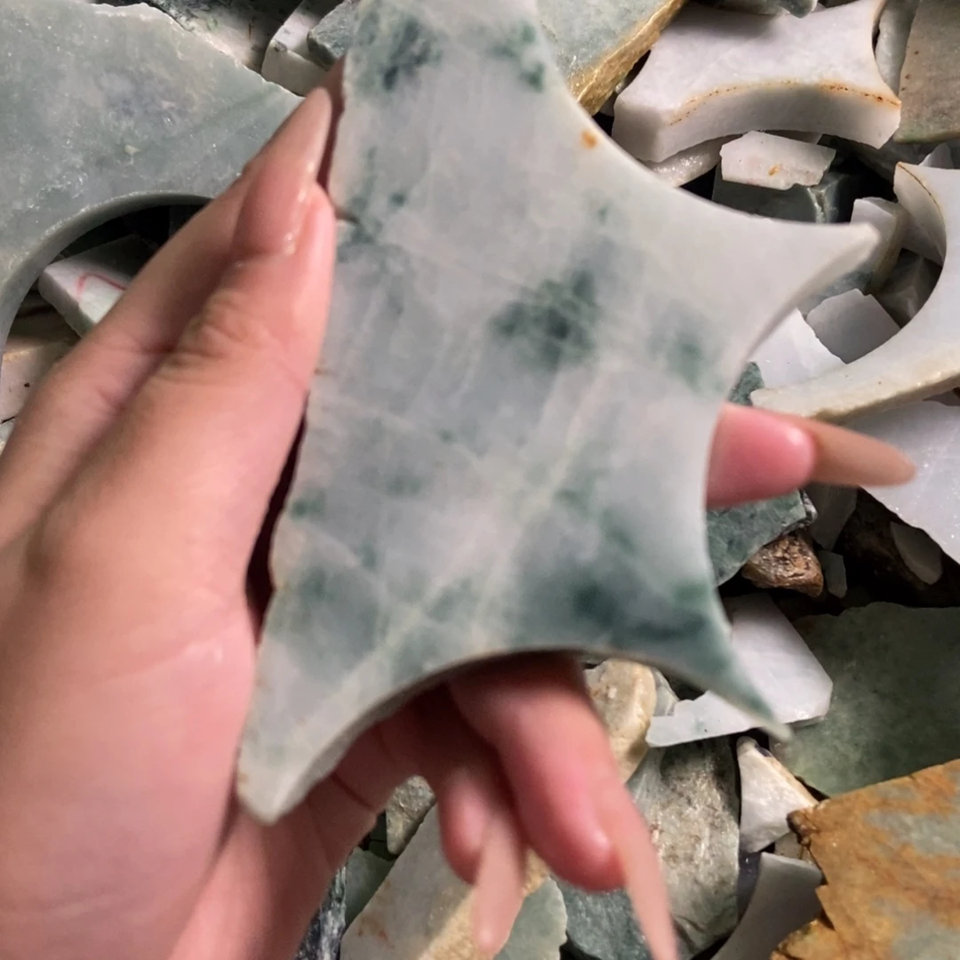 翡翠未镶嵌颈饰天然翡翠
