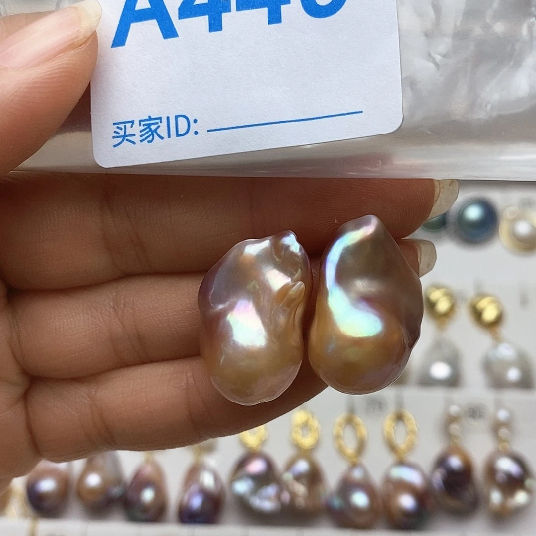 颈饰未镶嵌淡水珍珠
