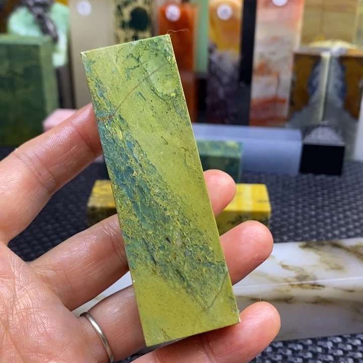 云南石风*青田石印章石