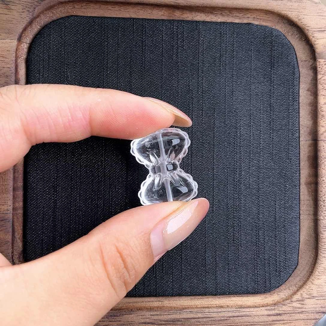 未镶嵌颈饰水晶白水蝴蝶结