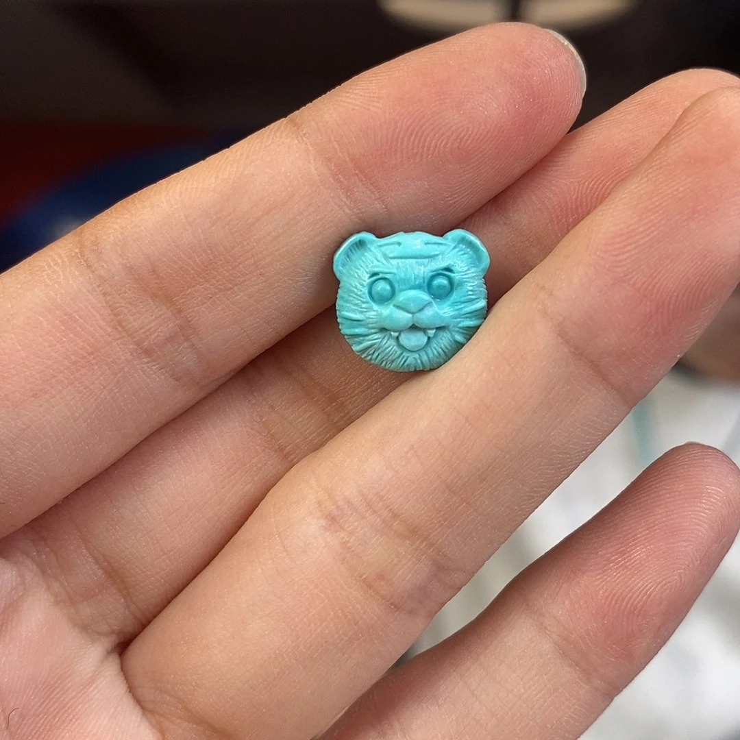 绿松石未镶嵌珠宝奇石