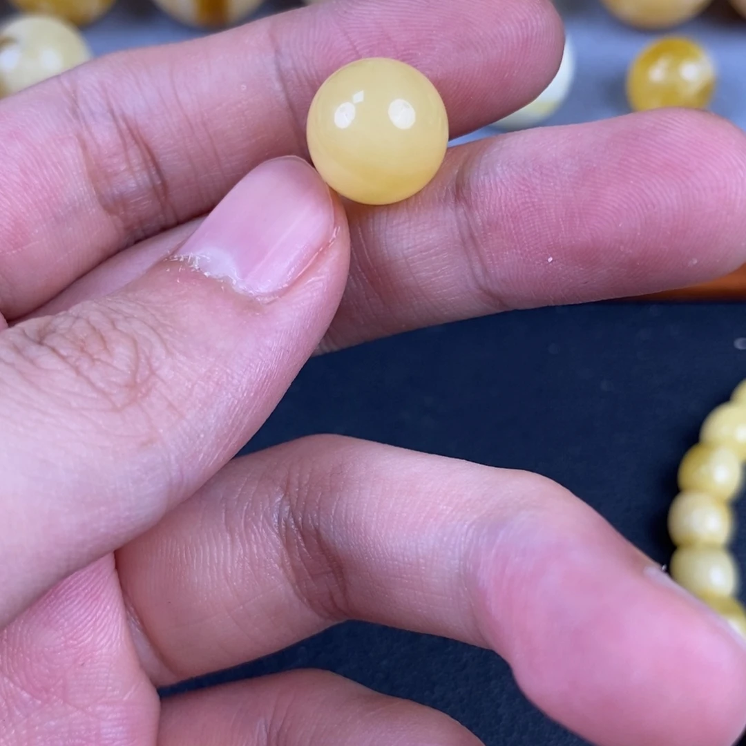 琥珀未镶嵌裸石29