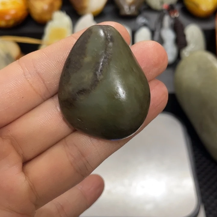 和田玉（糖玉）未镶嵌挂件