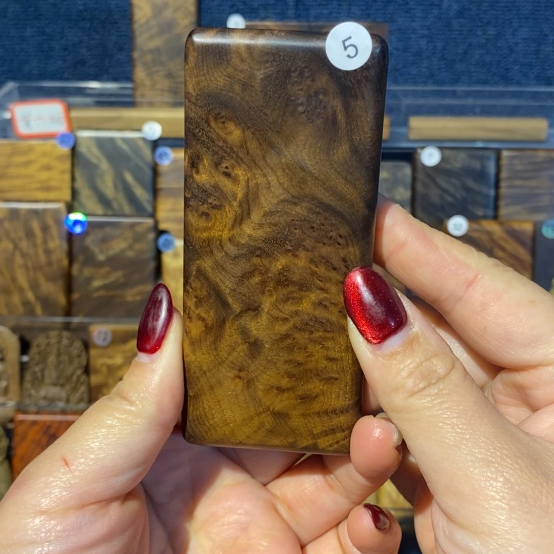 金丝楠无事牌朱*金丝楠木小叶桢楠