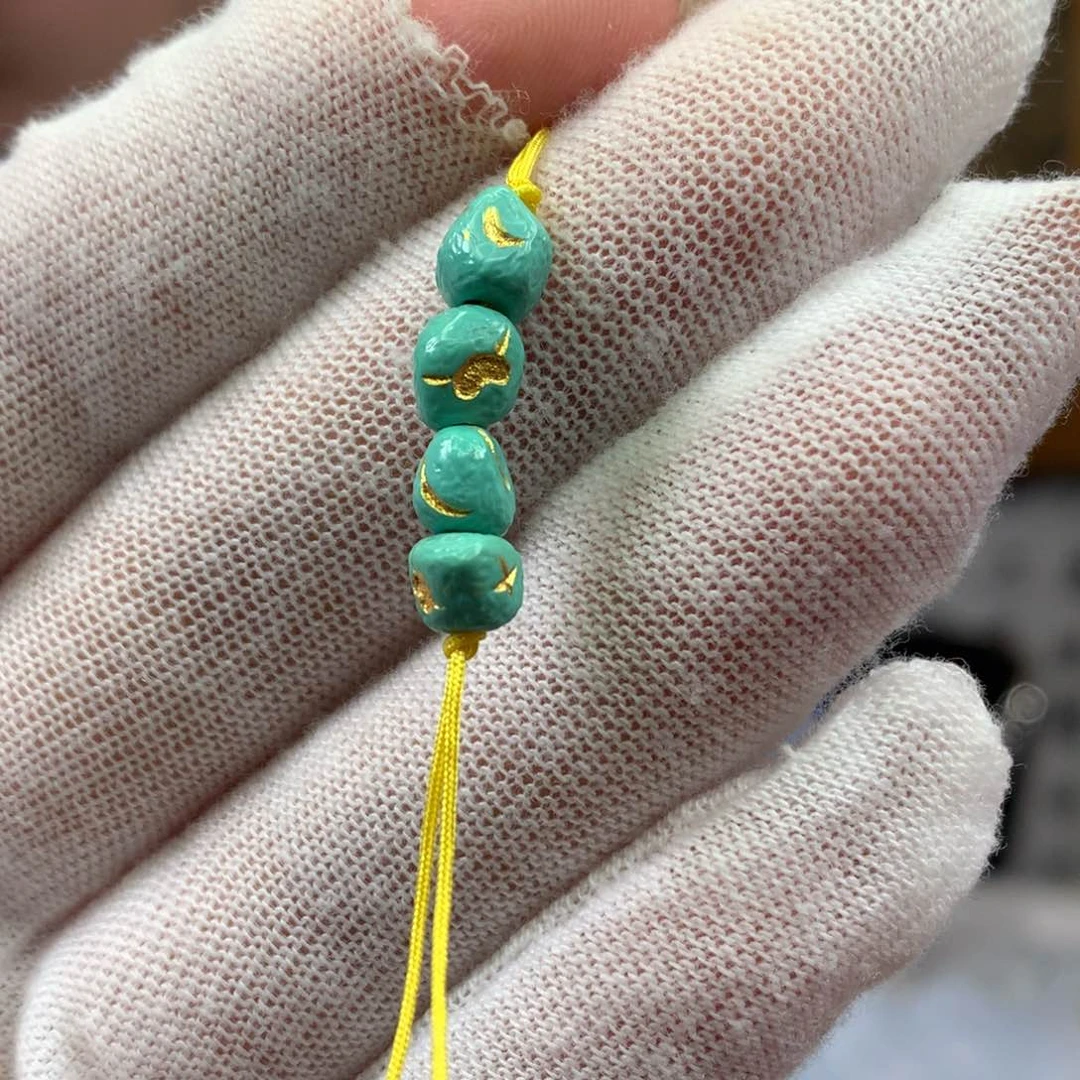 绿松石未镶嵌挂件