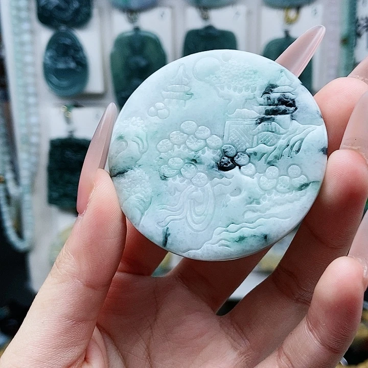 翡翠未镶嵌颈饰翡翠