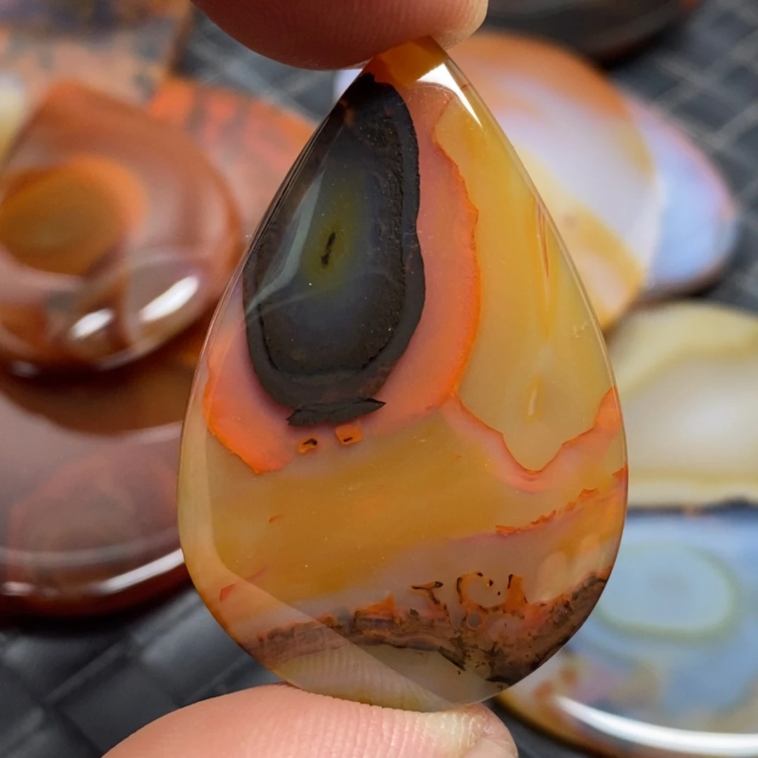 玛瑙/玉髓未镶嵌颈饰