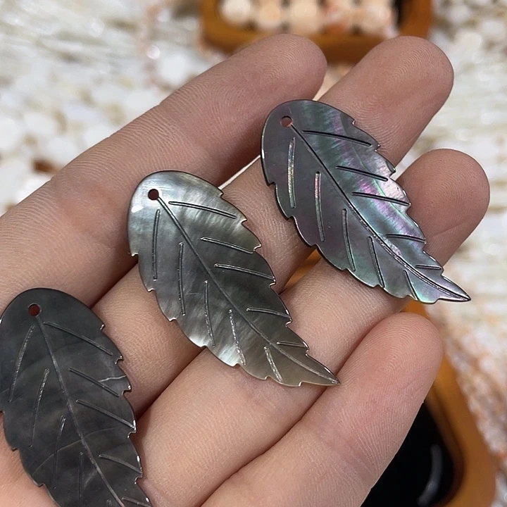 合金玛瑙/玉髓珠宝半成品2个黑蝶贝树叶