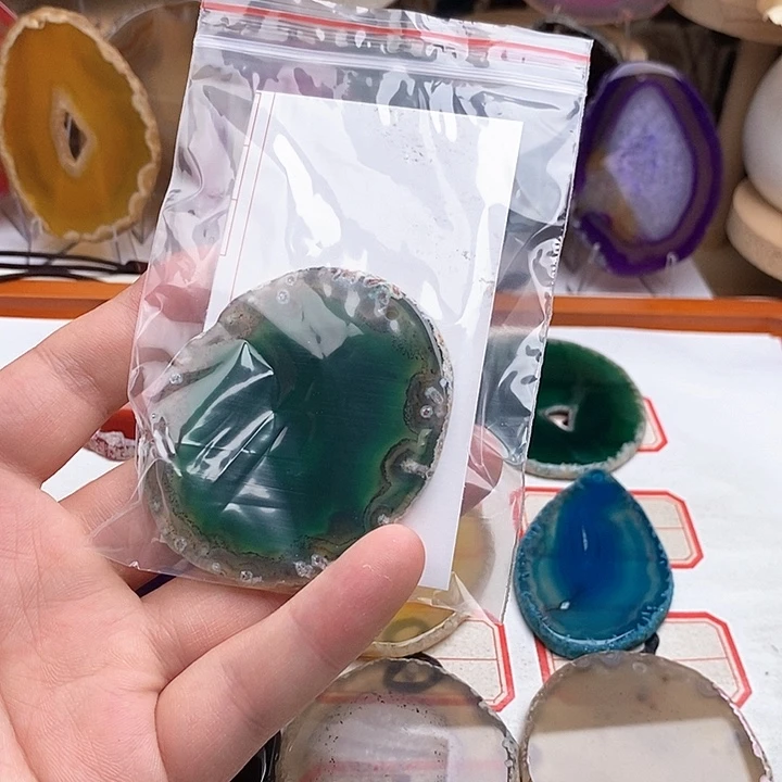 鹊***缘合金颈饰玛瑙/玉髓