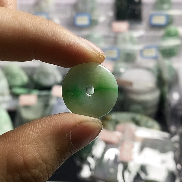 翡翠未镶嵌手链缅甸天然翡翠A货工厂直销